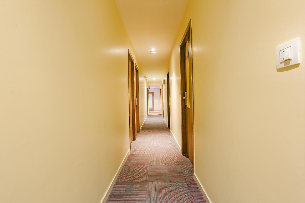 Fabhotel Royal International Mumbai Exteriör bild