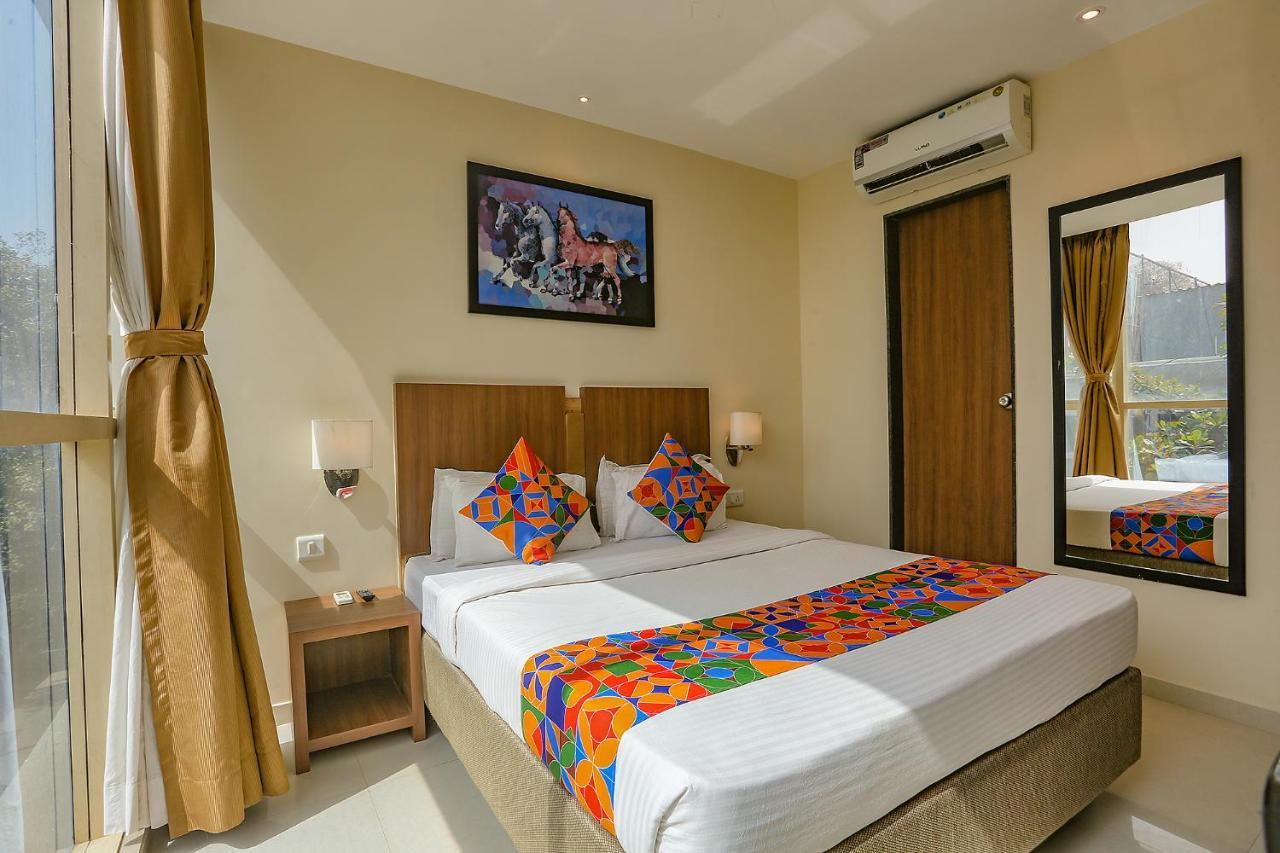 Fabhotel Royal International Mumbai Exteriör bild