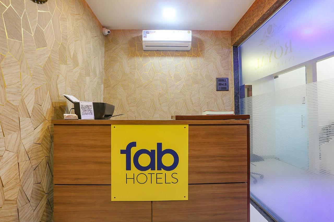 Fabhotel Royal International Mumbai Exteriör bild